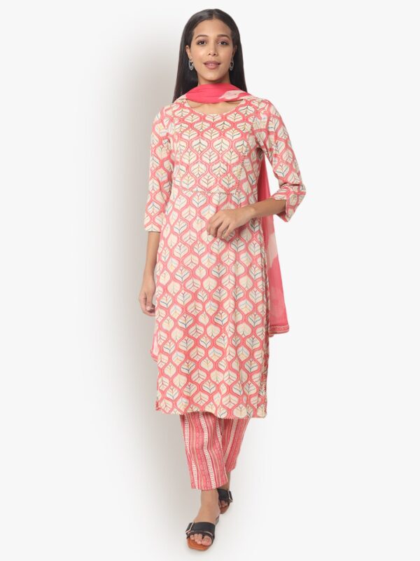 Buy Piroh Womens Rayon Geometrical Gold butta Straight Kurta Trouser Set  (Red) | kurta set women| kurta set| kurta set for women| kurta suit sets|  women kurta set Online at Best Prices