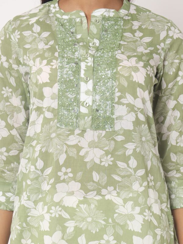 Chic Coords Pista Green Color Kurtas1