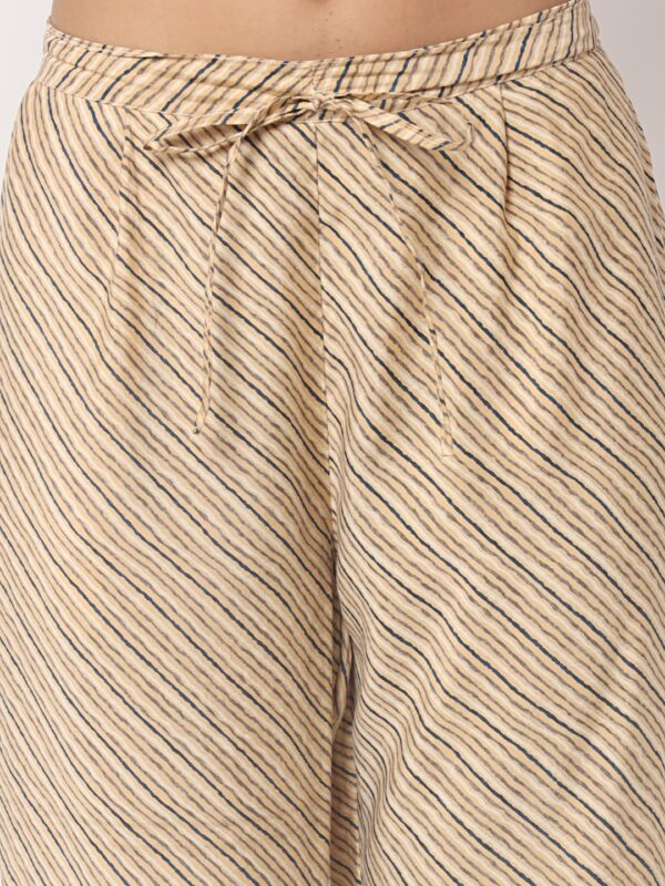 Heart Touching Golden Naira Cut Suit8