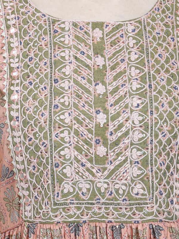 Versatile Vibe Pink Ladies Naira Suit5