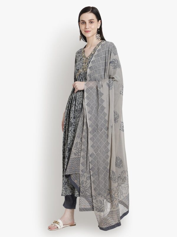 Aliya Chic Ensemble Grey & Blue Women Ladies Suit1.