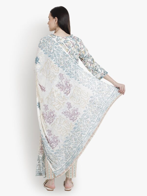 Effortless Elegance Rama Green Women Ladies Suit.