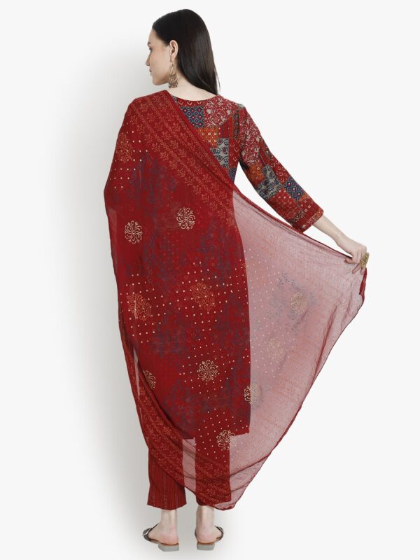 Elegant Ensembles Maroon Ladies Suit.