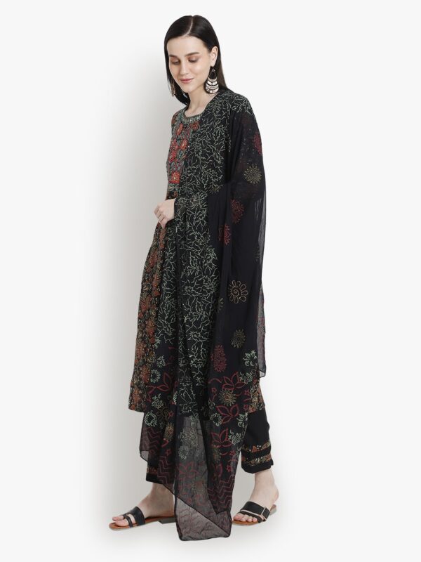 Fashionably Paired Black Women Ladies Suit..