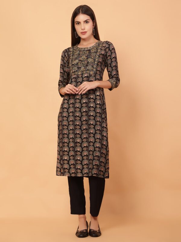 Modern Duet Black Ladies Suit.