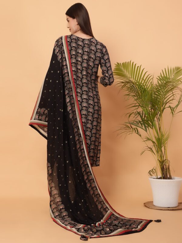 Modern Duet Black Ladies Suit3