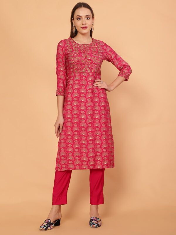 Modern Duet Rani Pink Ladies Suit.
